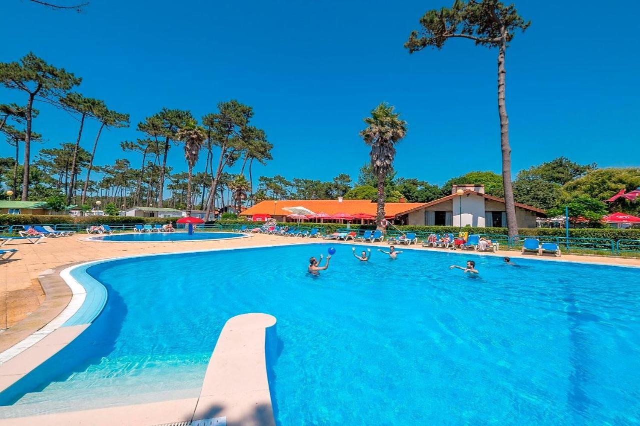 Kampaoh Praia De Angeiras Lavra Bagian luar foto